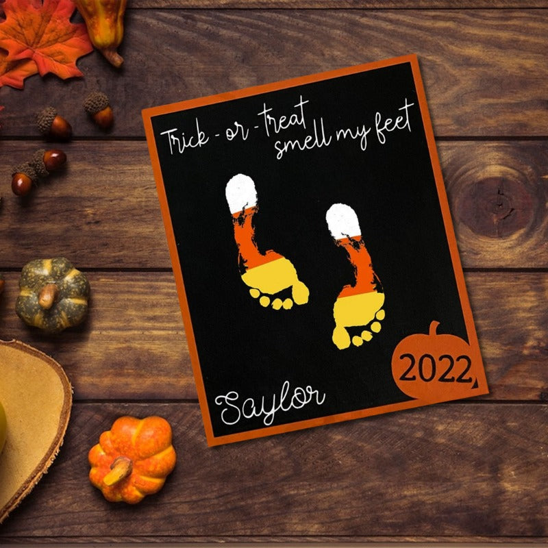 Personalized DIY Trick-or-Treat Smell My Feet Sign