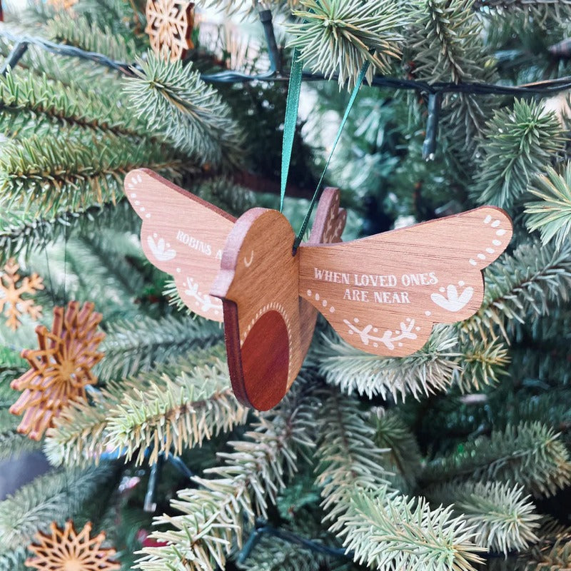 Personalized Memorial Ornamnet, 'Robins Appear When Loved Ones Are Near' Decoration