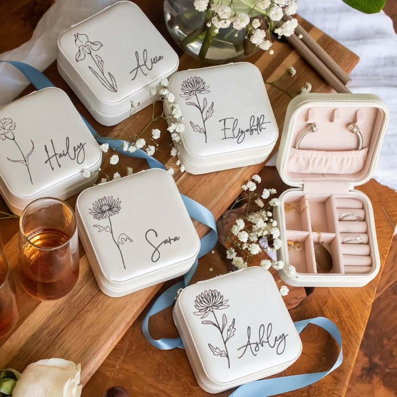 Personalized Name Birth Flower Jewelry Travel Boxes, Travel Case for Bridesmaids